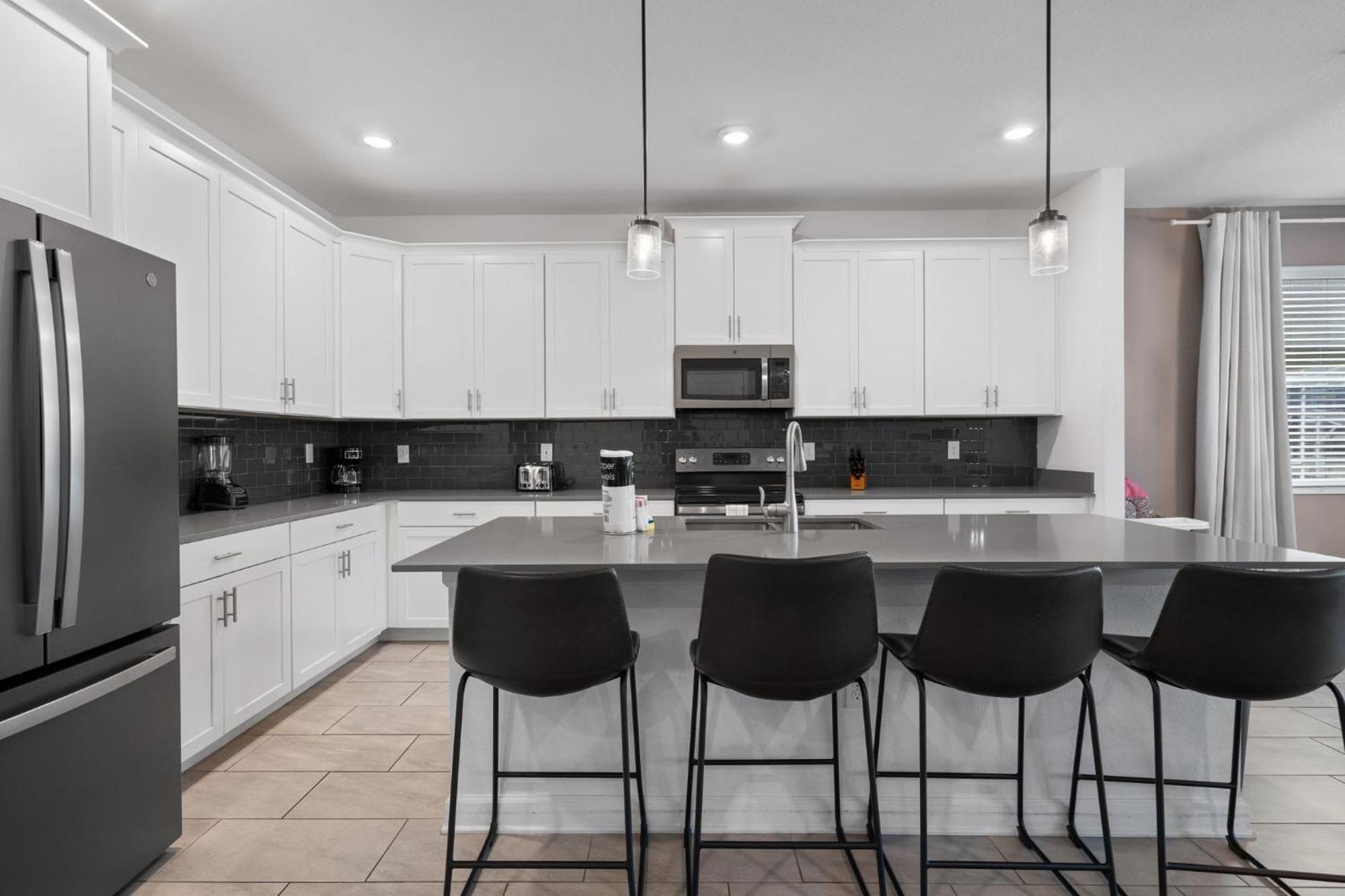 Gorgeous 6-bedroom House With Private Pool * Kissimmee
